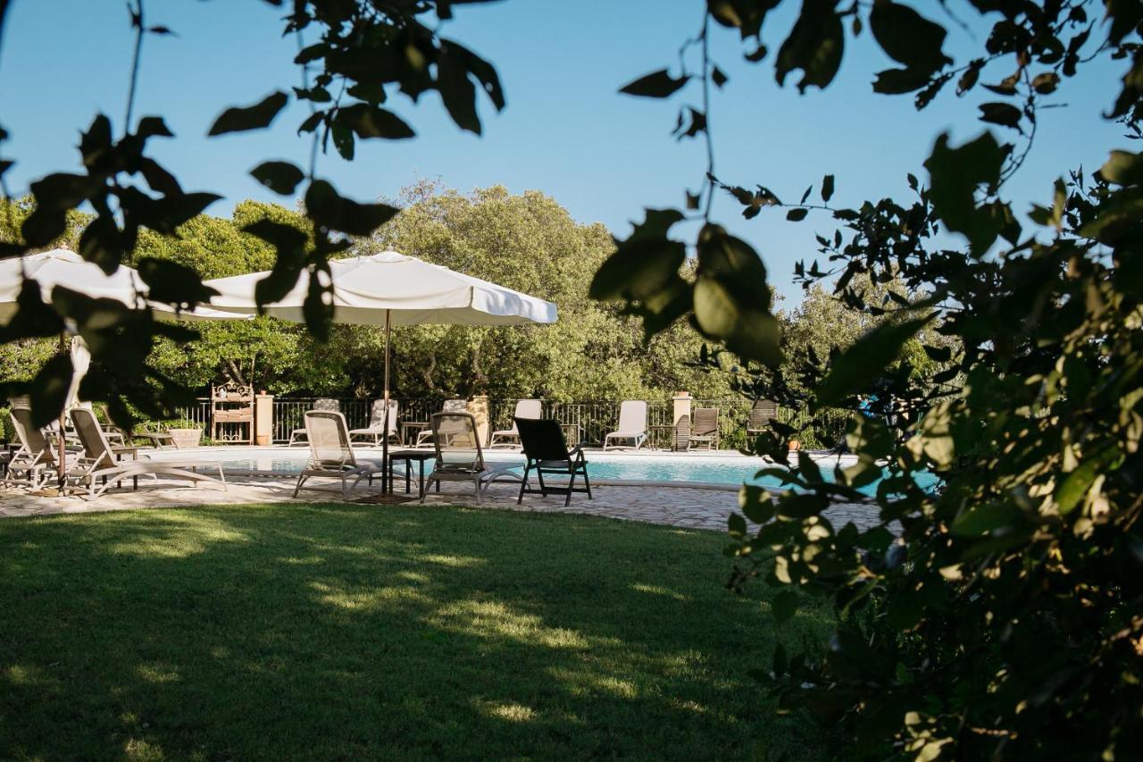 Tenuta Il Sassone - Wine&Food マッサ・マリッティマ エクステリア 写真