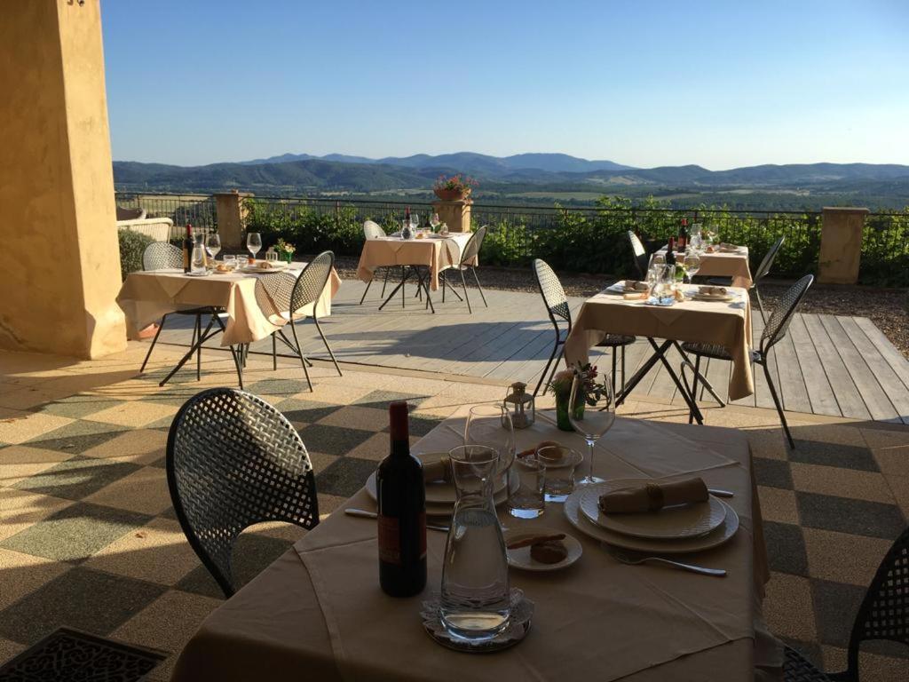 Tenuta Il Sassone - Wine&Food マッサ・マリッティマ エクステリア 写真